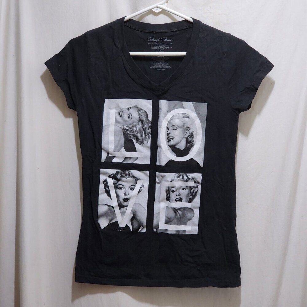 Marilyn Monroe LOVE Photographs Black &‎ White Ladies T-Shirt V-Neck M